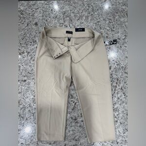 Apt. 9 Tan Capri Style pants
